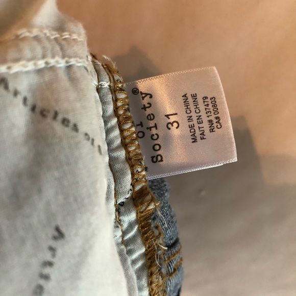 Articles Society Coachella Frayed High Rise Shorts - Picture 11 of 12